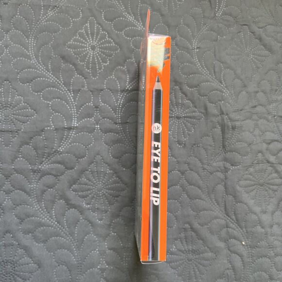 NK Makeup Eye To Lip Smooth Pencils for Eye & Lip 6pcs Everyday Essential Gift - Picture 7 of 10